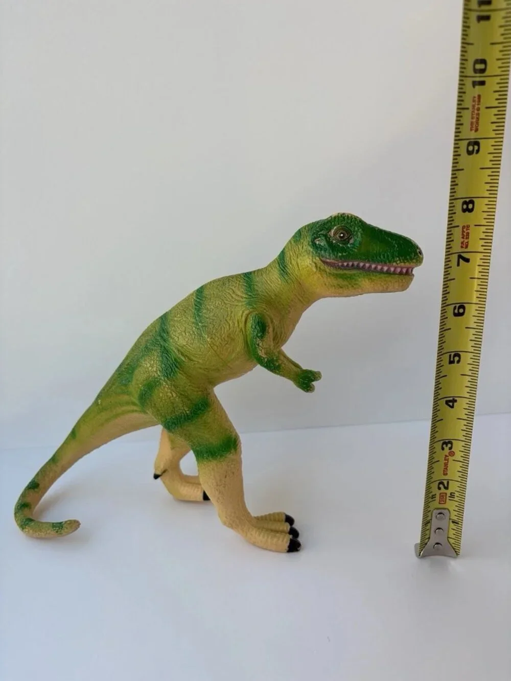 Large‎ Plastic Dinosaurs - Dormei Brachiosaurus & Learning Resources T Rex